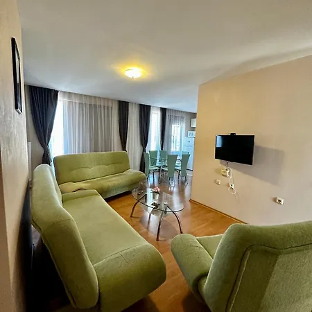 Flat At Prestige Fort Beach Apartmán